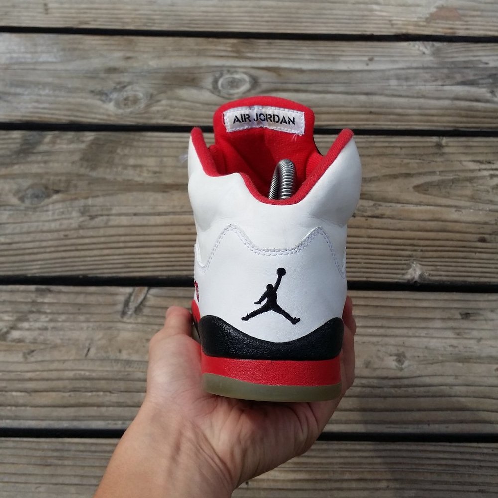 Women Size 8 / Size 6.5 Youth 2006 Nike Air Jordan 5 Fire Red Basketball Sneaker - Picture 6 of 8